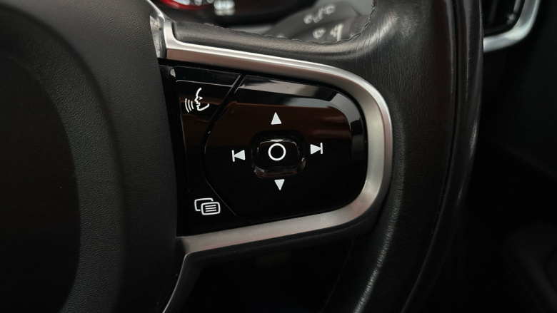 Volvo V90 2.0 T4 Momentum Plus 5dr Geartronic Petrol Estate